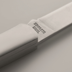 Navaja plegable con mango de madera y navaja de acero inoxidable color madera