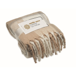 Manta de poliéster RPET con diseño de cuadros y flecos en el borde color beige vista principal