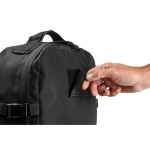 Mochila militar de poliéster reciclado con cintas e insignia color negro novena vista