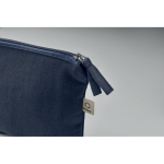 Neceser hecho de tejidos reciclados con cremallera a juego