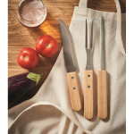 Estuche con aspecto de madera de 3 utensilios para barbacoa color madera vista bodegón