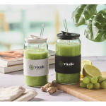 Vaso de borosilicato con pajita a juego y banda de silicona 550ml color blanco vista bodegón principal