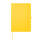 Cuaderno con esquinas redondeadas y tapa suave A5 hojas a rayas color amarillo segunda vista frontal