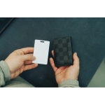 Tarjeta para encontrar la cartera compatible con Apple FindMy color blanco vista de ambiente