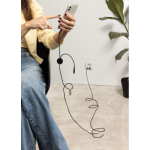 Cable de carga 4 en 1 de 3 metros de materiales reciclados color gris vista de ambiente