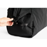 Bolsa de fin de semana espaciosa con bolsillo rápido 45L Bellroy color negro séptima vista