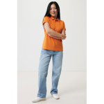 Polo piqué de algodón reciclado mujer casual fit 220 g/m2 Iqoniq color naranja vista con modelo