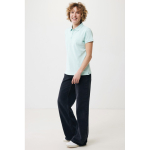Polo piqué de algodón reciclado mujer casual fit 220 g/m2 Iqoniq color verde menta vista con modelo