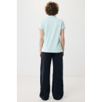 Polo piqué de algodón reciclado mujer casual fit 220 g/m2 Iqoniq color verde menta tercera vista con modelo