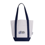 Bolsa de algodón reciclado con bolsillo exterior en un lado color azul marino cuarta vista