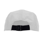 Gorra de microfibra transpirable con agujeros a los costados color blanco cuarta vista