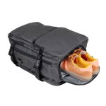 Mochila de poliéster RPET con múltiples compartimientos y un zapatero color gris sexta vista