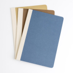 Bloc con tapa de cartón de fibras naturales A5 papel 80 g/m2 vista con varios colores