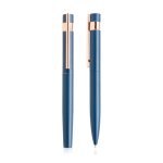 Juego de bolígrafo y roller con detalles en oro rosa tinta negra color azul marino