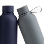 Botella térmica de acero inoxidable con acabado de goma 500ml