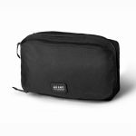 Neceser hecho de plástico reciclado oceánico con 2 bolsillos 96 g/m2 color negro vista con logo impreso