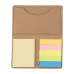 Porta memos de cartón con cierre elástico y bolsillo para tarjetas color marrón tercera vista