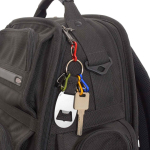 Llavero abridor con 5 ganchos pequeños para colgar las llaves color plateado cuarta vista