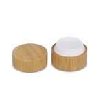 Bálsamo labial en estuche de bambú de forma cilíndrica color natural tercera vista