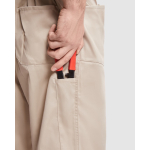 Mono laboral de poliéster y algodón con cremallera central 200 g/m2 Roly Jimmy color arena vista detalle 3
