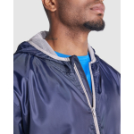 Cortavientos con capucha y bolsillo trasero plegable 60 g/m2 Roly Direct Angelo color azul real vista detalle 1