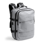 Mochila de RPET con puerto USB y bolsillo para portátil 17.3” color gris claro primera vista de uso