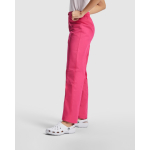 Pantalón sanitario unisex con corte recto 160 g/m2 Roly Vademecum color rosa quinta vista de uso