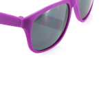 Gafas de sol en varios colores mate con lentes negros translucidos color fucsia tercera vista