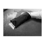 Raspador de hielo con guante protector y acolchado interior color negro segunda vista