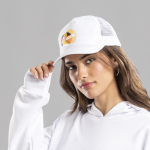 Gorra de 5 paneles con malla trasera y cierre ajustable de plástico