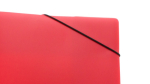 Carpeta con acabado translucido en varios colores y cierre elástico color rojo cuarta vista