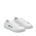 Zapatillas ligeras de PU con suela de goma color blanco vista de impresión