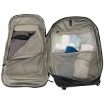 Mochila deportiva de nylon 400D con múltiples compartimentos Thule 21L color negro