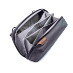 Organizador de nylon reciclado para artículos de viaje Peak Design color titanio