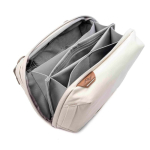 Organizador de nylon reciclado para artículos de viaje Peak Design color marfil