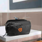 Neceser de nylon colgable con gancho e impermeable Peak Design grande color negro
