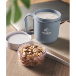 Taza para llevar de desayuno con 2 compartimientos separados 450ml color negro mate segunda vista bodegón 2