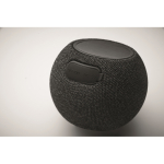 Altavoz redondo con detalle de bambú negro en parte superior color negro vista fotografía cuarta vista