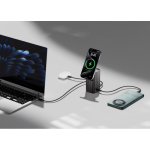 Powerbank de aluminio resistente y pantalla HQ a color 15.000 mAh color gris vista de ambiente 2