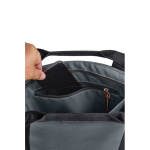 Bolsa térmica impermeable con compartimento dividido Black+Blum 16L color gris vista 13