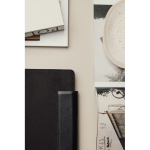 Cuaderno en piel reciclada con diseño elegante A5 hojas a rayas color negro