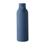 Botella de acero inox. reciclado con acabado engomado y correa 500ml quinta vista