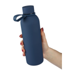 Botella de acero inox. reciclado con acabado engomado y correa 500ml séptima vista