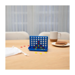 Juego cuatro en raya de plástico rojo y amarillo con fichas en bolsas sexta vista