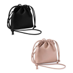 Neceser de PU con cierre de cordón y opción para llevar como bolso color negro cuarta vista