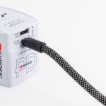 Lanyard de muñeca de PVC y nailon con carga rápida USB-C para móvil vista 1