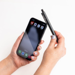 Bolígrafo de aluminio con tecnología NFC y pulsación tinta azul vista 4