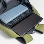 Mochila de piel PU con bolsillos frontales y laterales de malla 15.6” vista 1