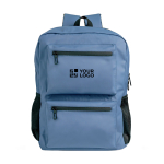 Mochila de piel PU con bolsillos frontales y laterales de malla 15.6” vista de impresión