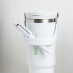 Vaso térmico de acero inoxidable con tapa doble y asa plegable 900ml vista con logo impreso